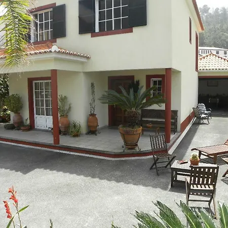 Moradia Ponte De Pedra *