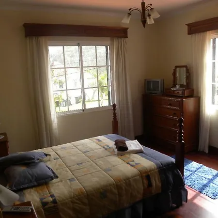 Moradia Ponte De Pedra *