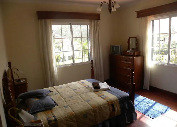 Moradia Ponte De Pedra *